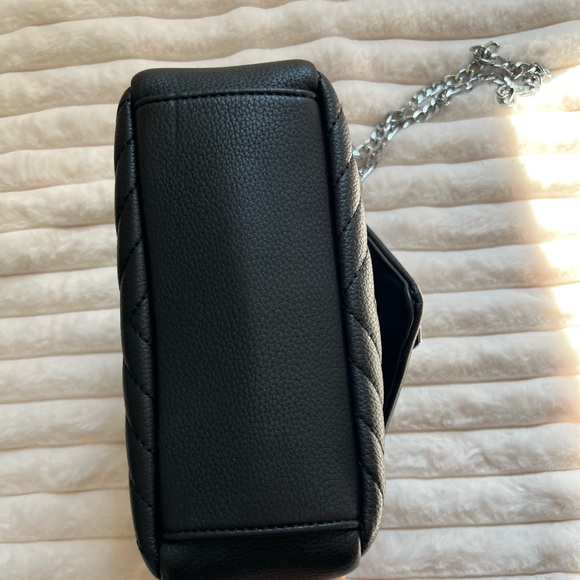 Fun purse! - Picture 3 of 16